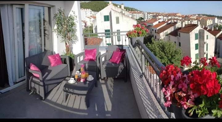 Apartman Paula Lägenhet Makarska Exteriör bild