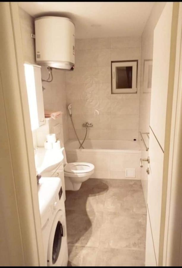 Apartman Paula Makarska Exteriör bild